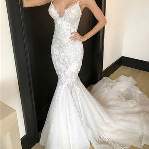 Pallas Couture - Poshmark